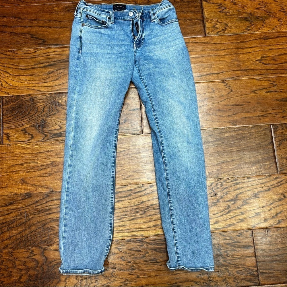 Lucky brand sweet‎ mid rise straight jeans